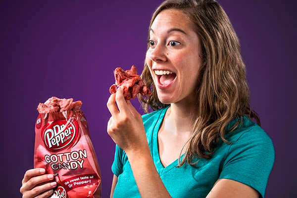 Delicious cotton candy that tastes like Dr. Pepper!