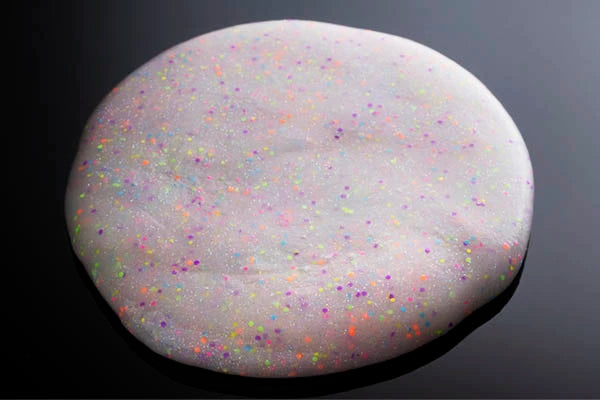 It glitters and it glows!