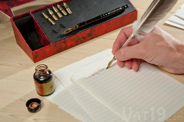 Enjoy the distinct feel and satisfaction of quill pen writing with the Feather Pen Set.