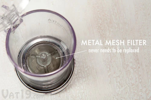 The metal mesh filter ensures optimal filtering of your tea.