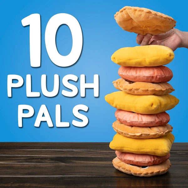 In addition to a lunch box with velcro flap and vinyl window, the kit includes 3 slices of cheese, 3 slices of ham, and 4 crackers.