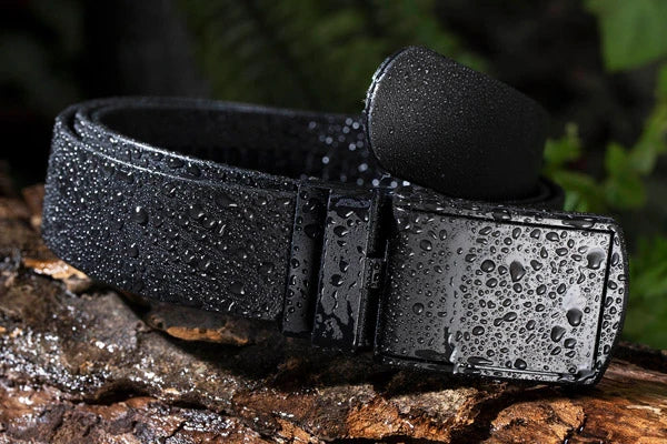 Features weatherproof materials and a zinc alloy buckle.