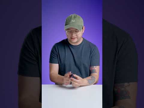 Braydon, Ariel, and Daniel try Gummy Grapes for the first time.