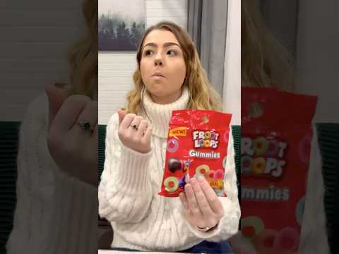 Trying GUMMY Froot Loops From Vat19