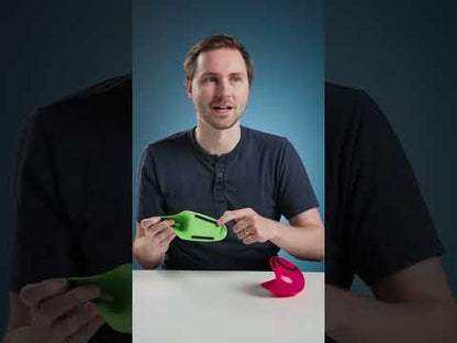 Daniel tries the Escar-Soap Dispenser for the first time!