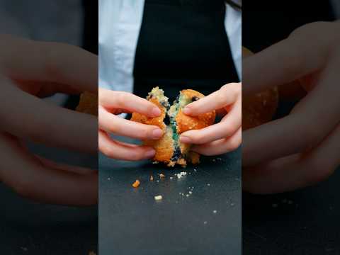 What’s Inside My Muffin?!