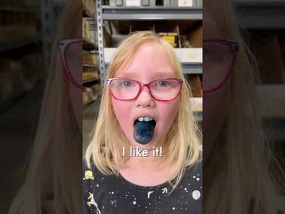 Kids Try Super SOUR Warheads at Vat19