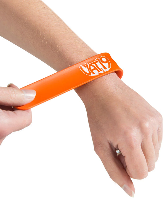 Vat19 Slap Bracelet beauty shot